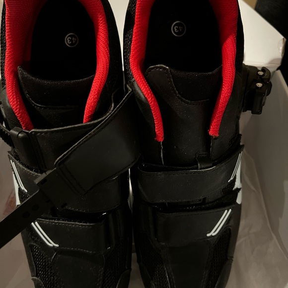 Peloton Bike unisex cycle shoes sz 43. Women’s 11. Men’s 9. - Picture 3 of 6